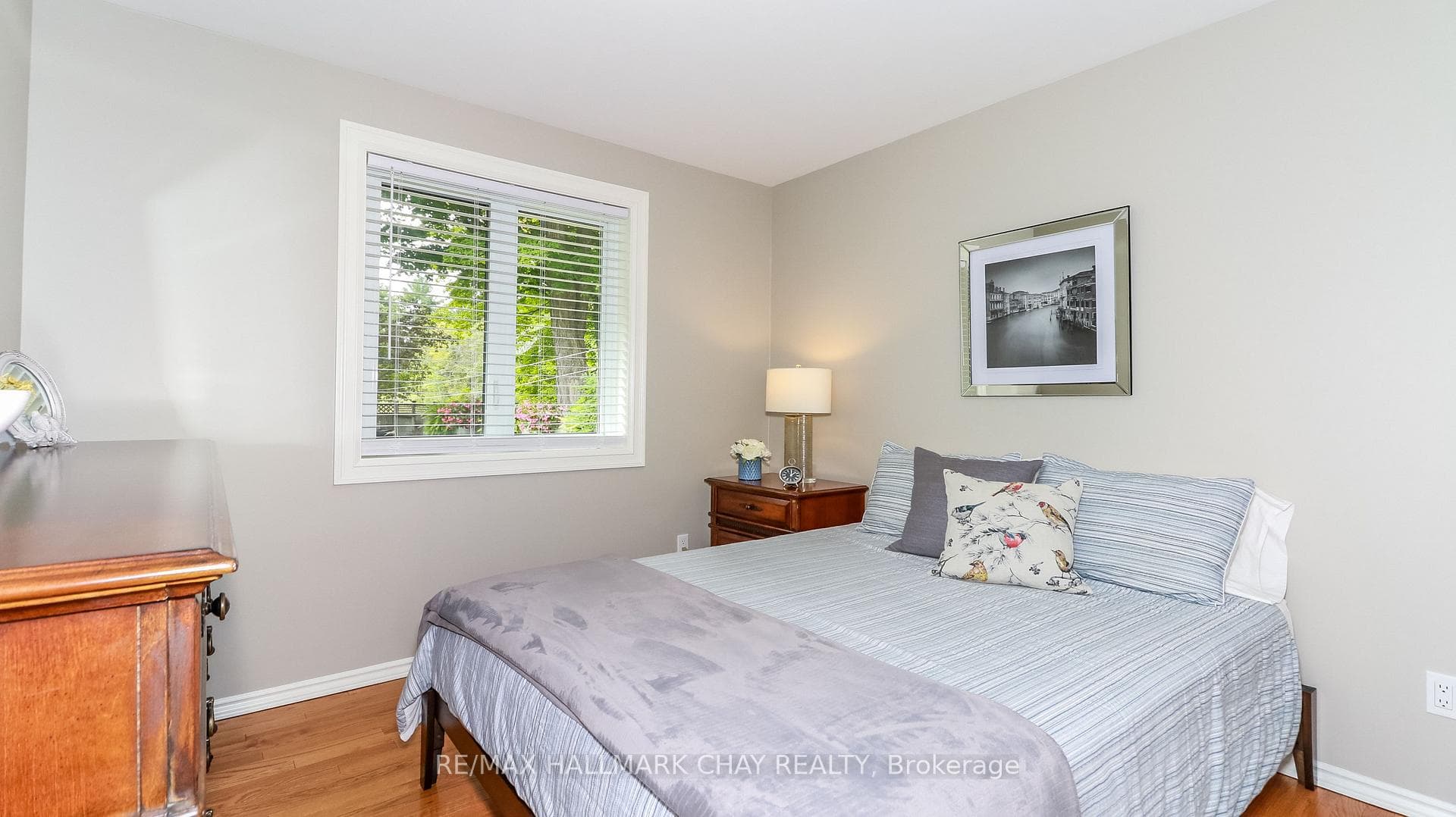 10 Dorcas Avenue photo 21