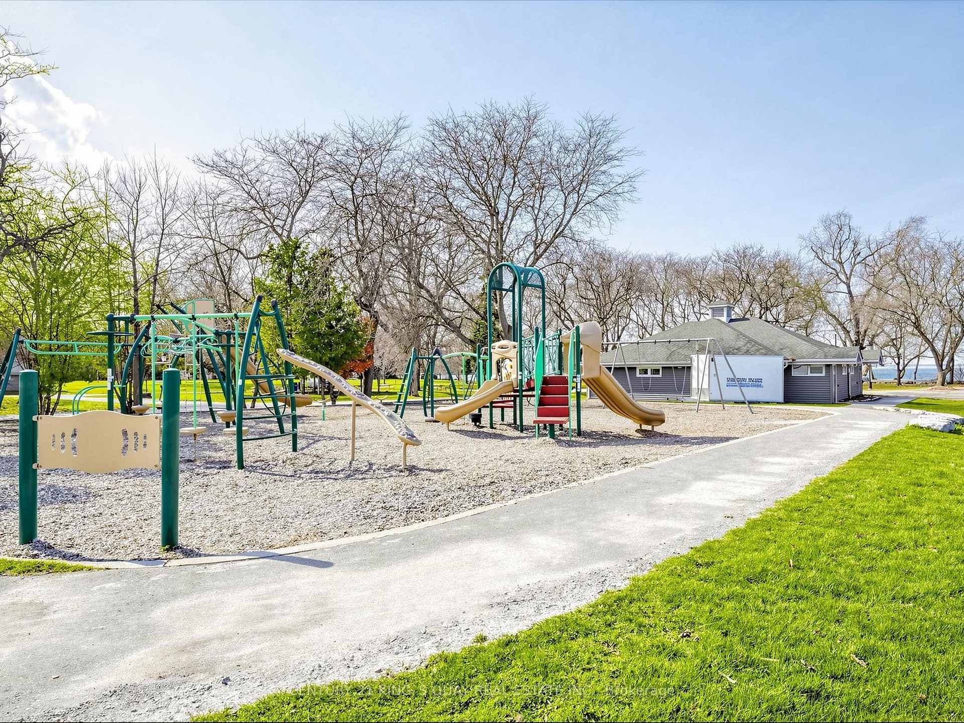 1975 Metro Road photo 15