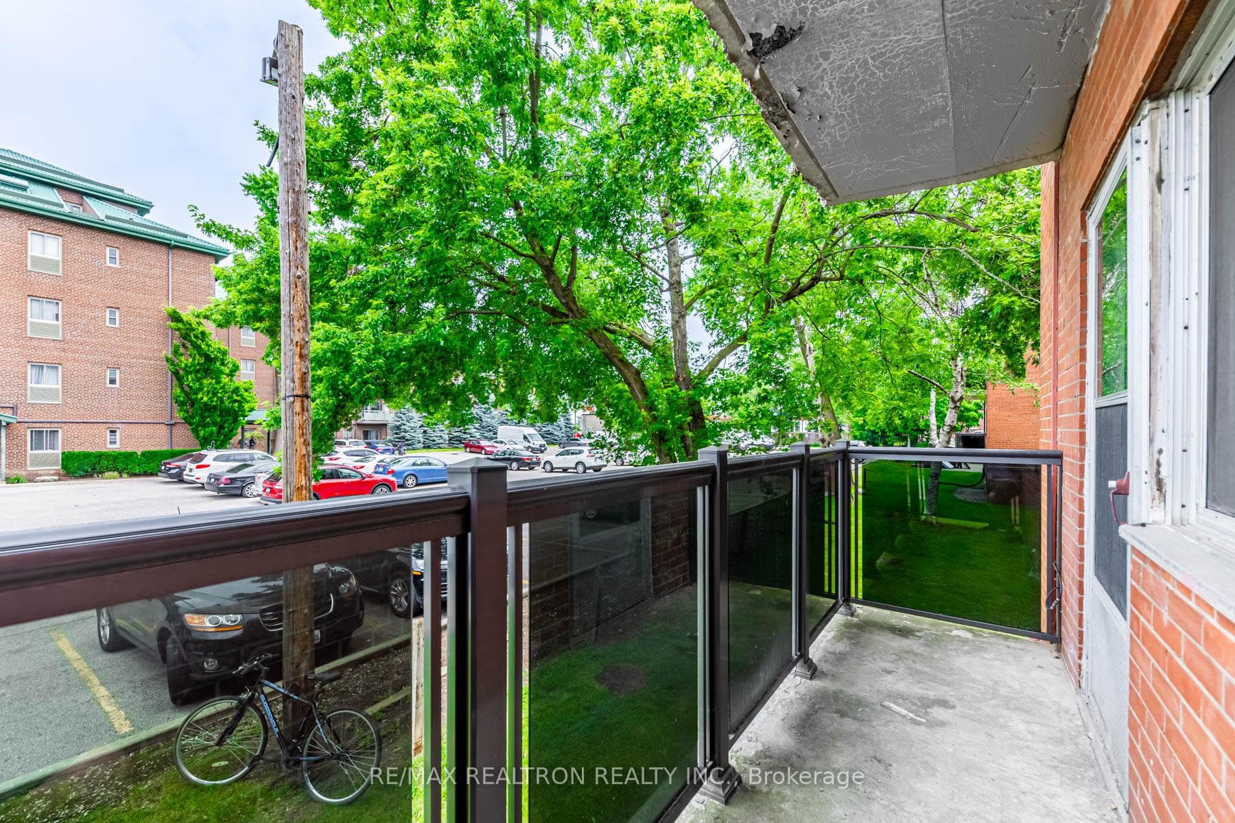 165 Colborne Avenue Unit 202 photo 24