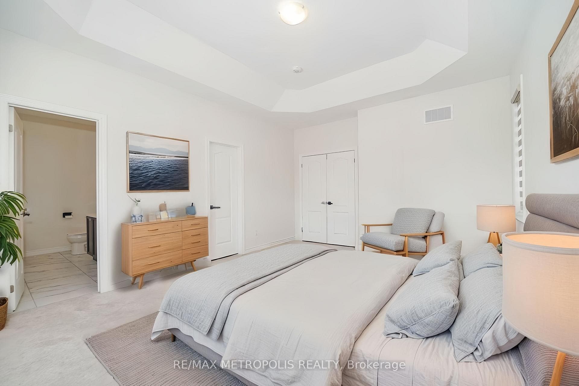 17 Hickling Lane photo 26