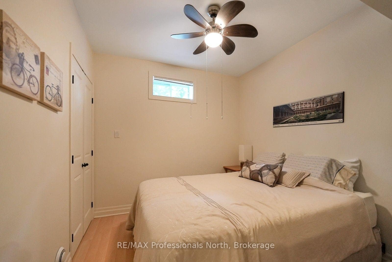 1311 Wonderland Road photo 26