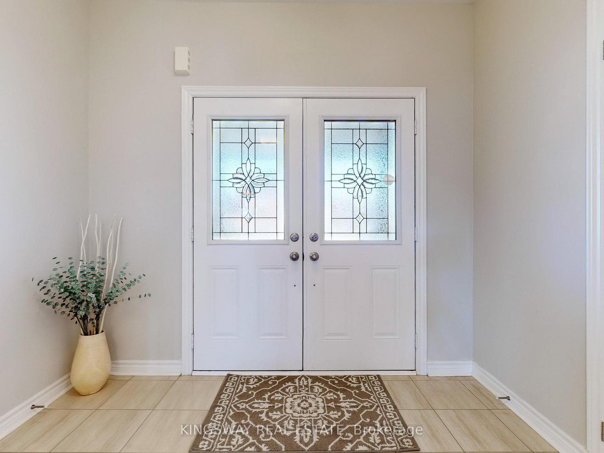 2573 Secreto Drive photo 6