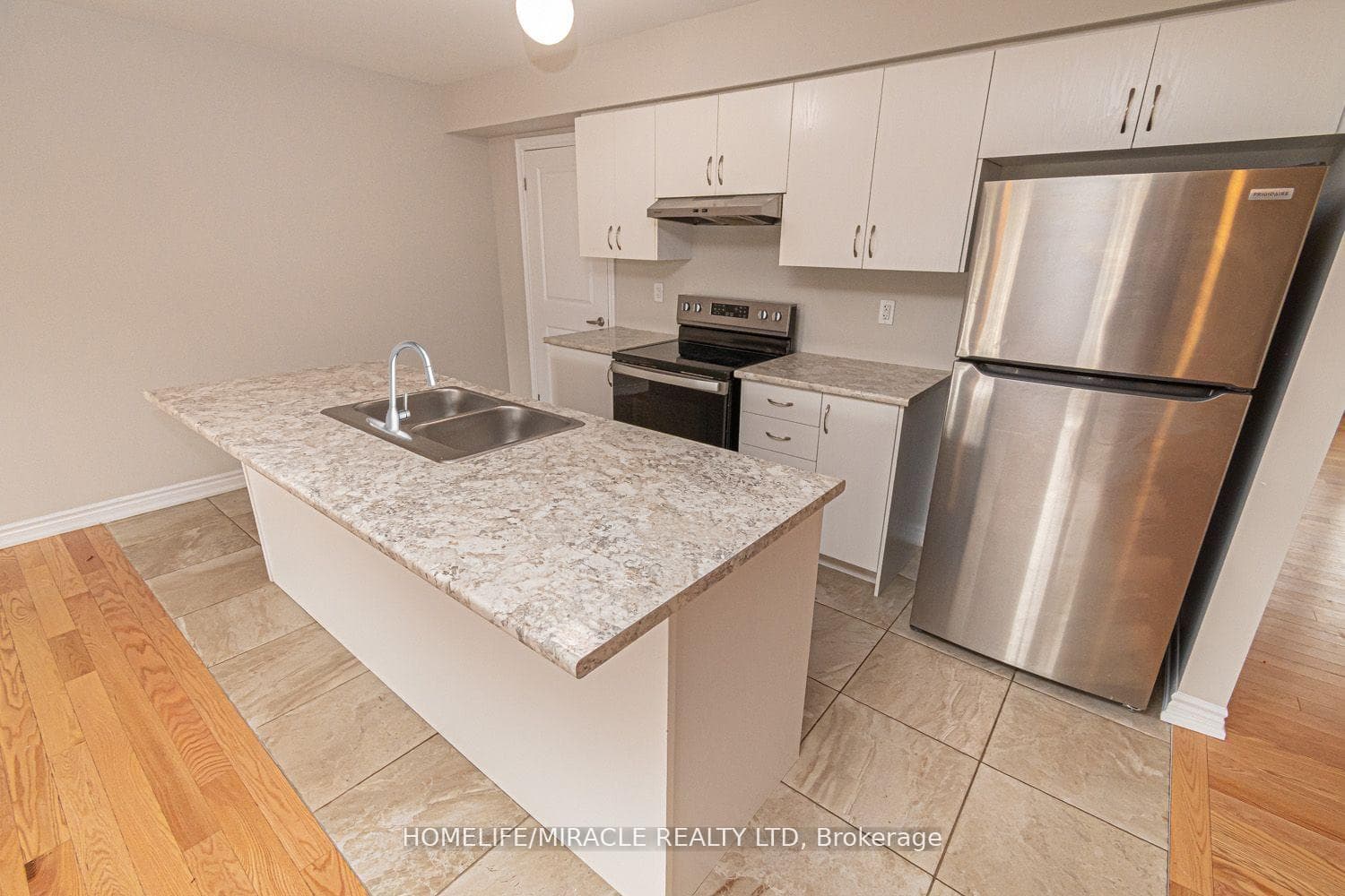 35 Bannister Road photo 4