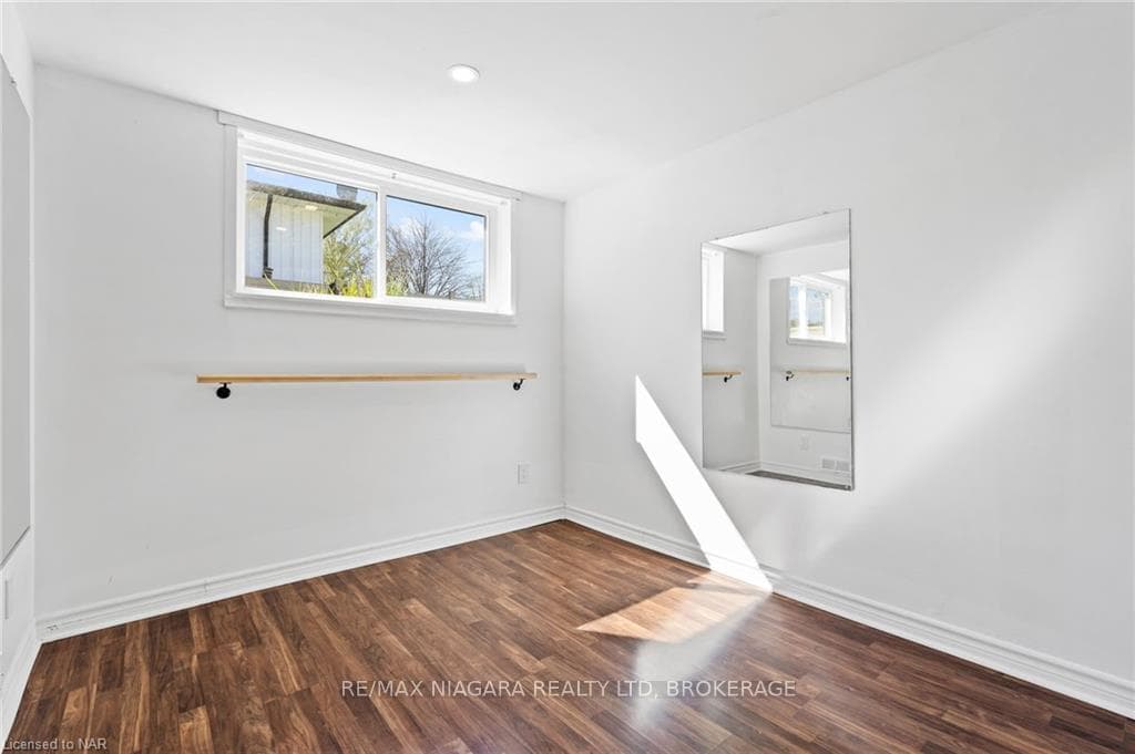 37 CHERIE Road photo 14