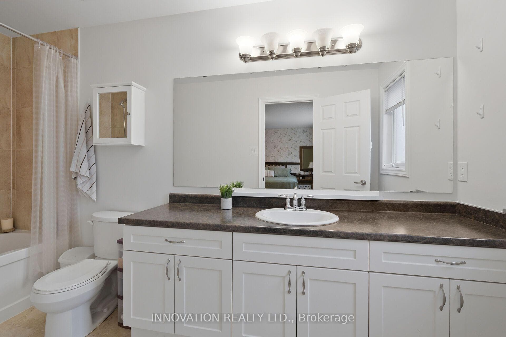 Ensuite