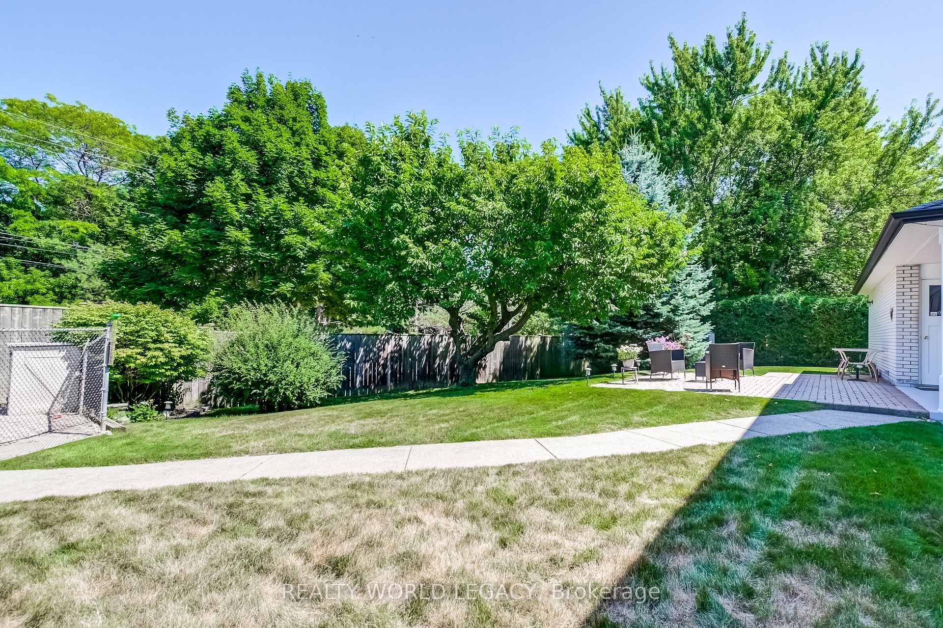 129 Shanley Terrace photo 42