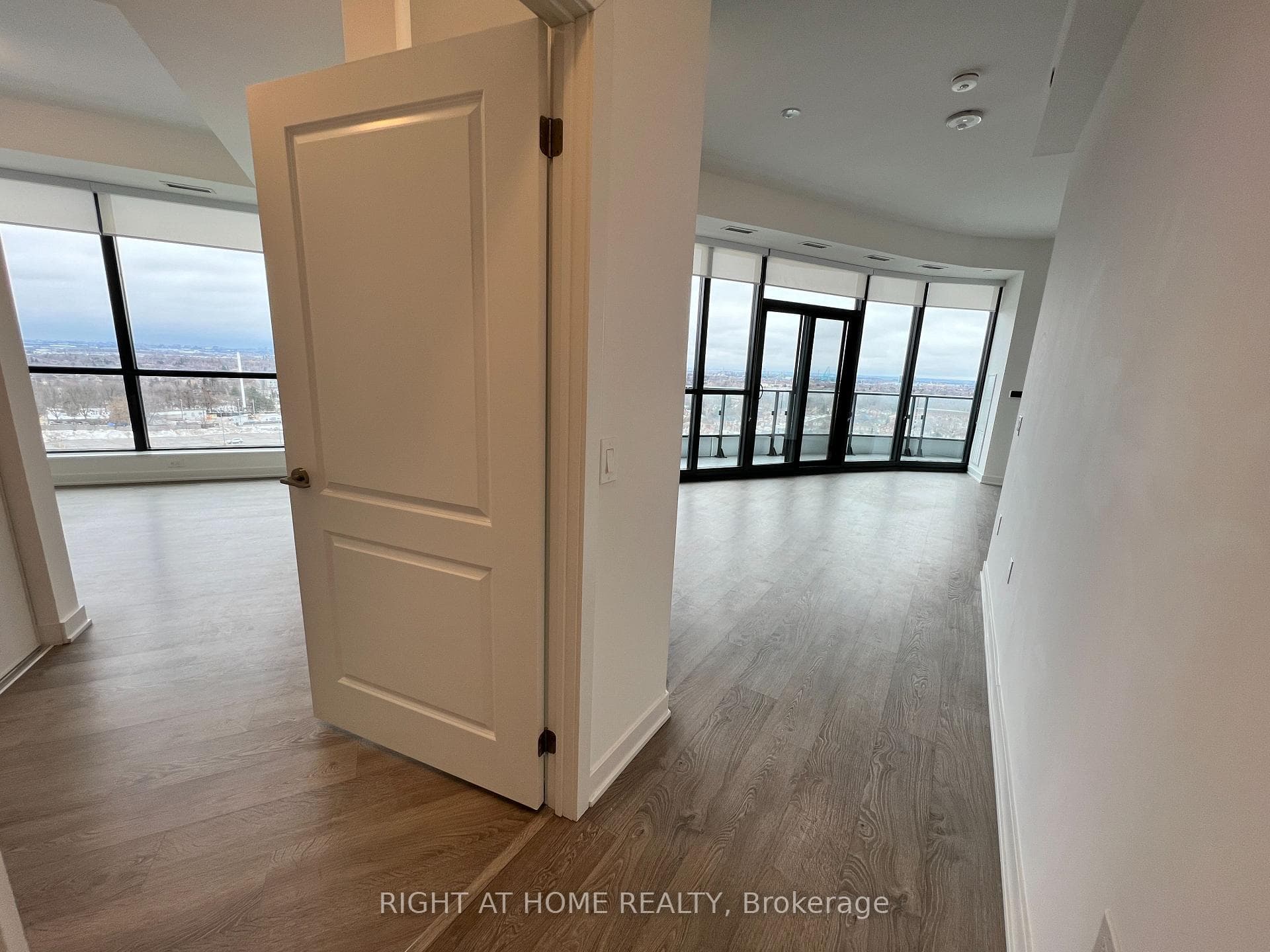120 Eagle Rock Way Unit 801 photo 4