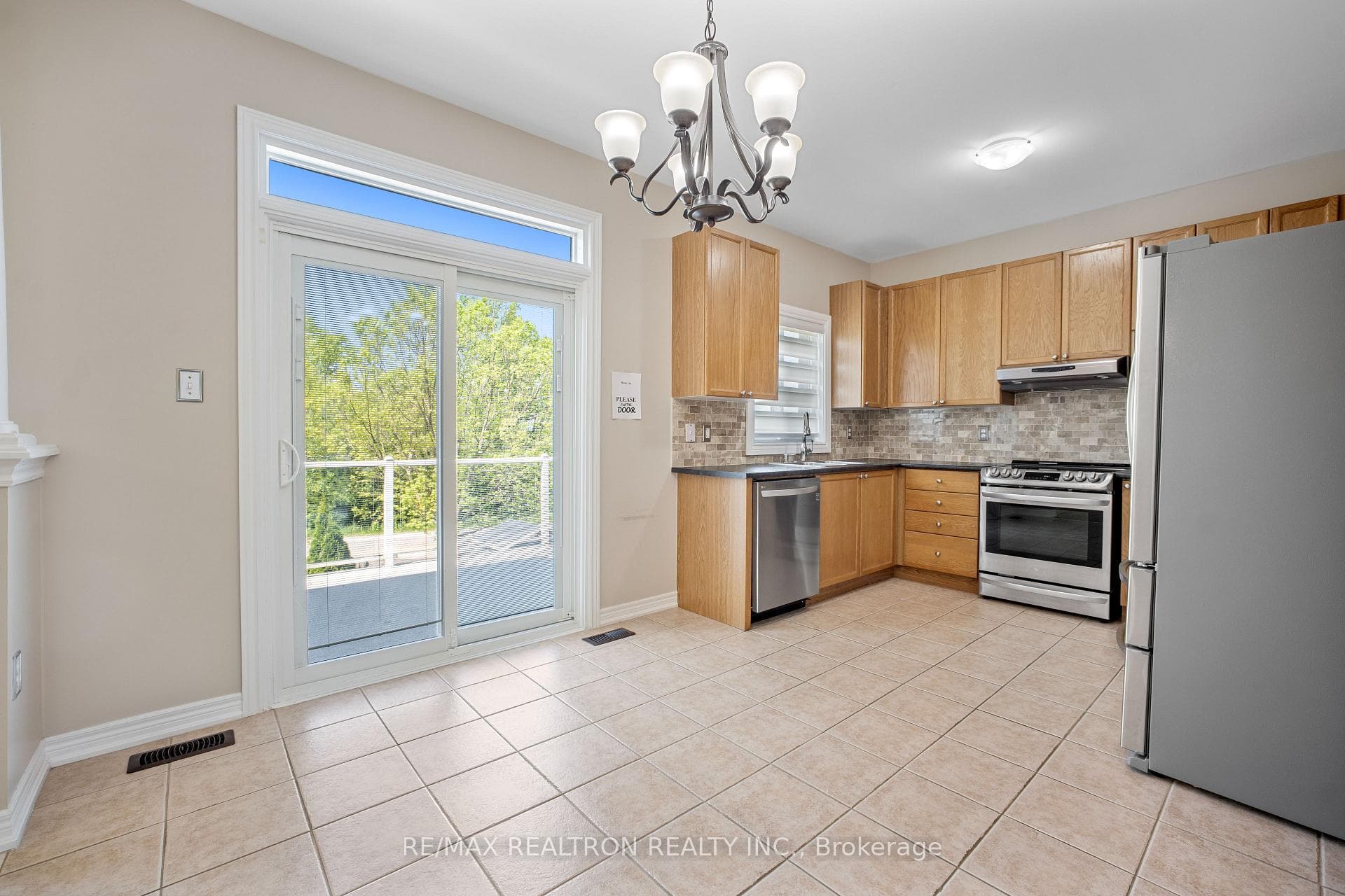 Main floor Kitchen