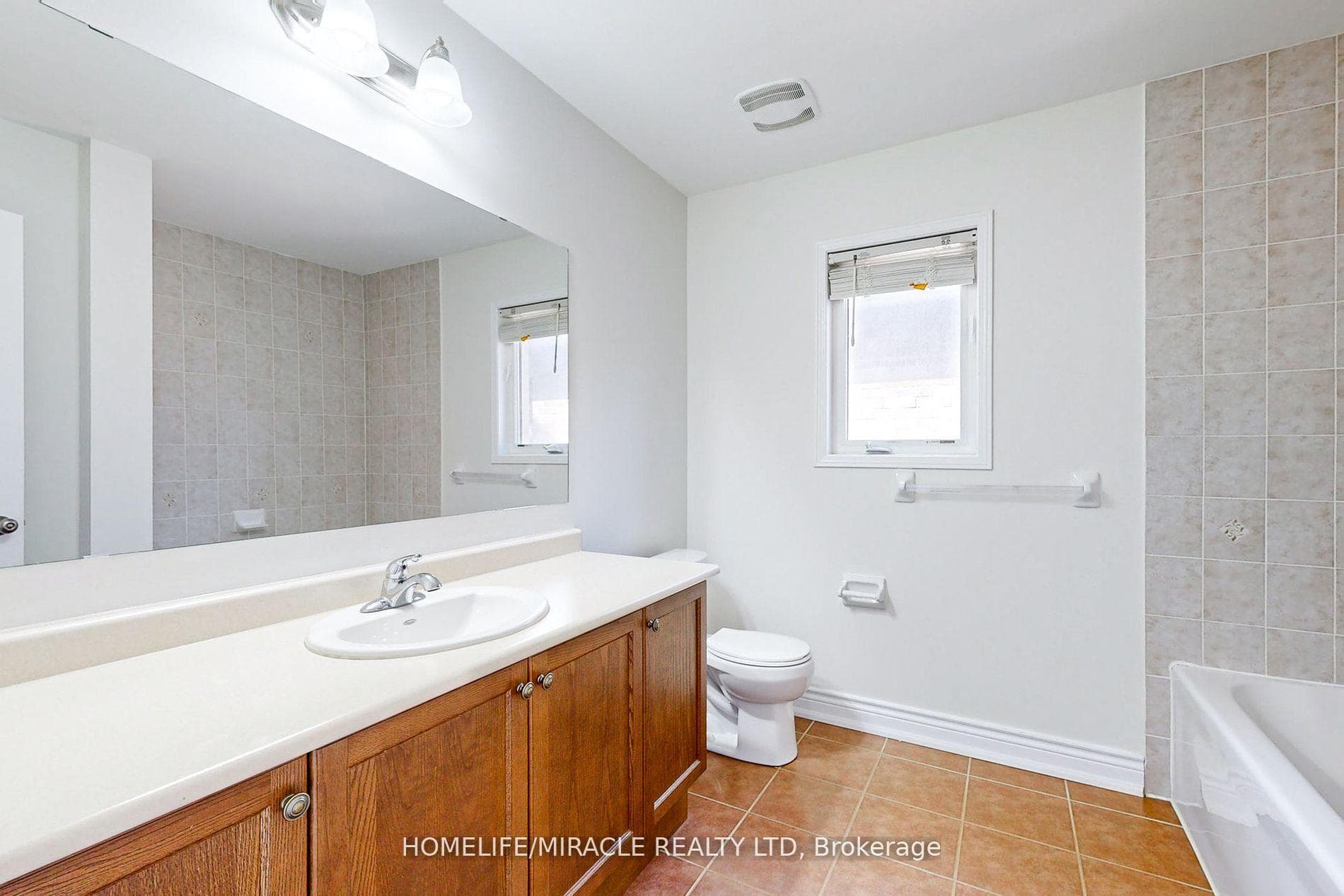 11 Willoughby Way photo 29