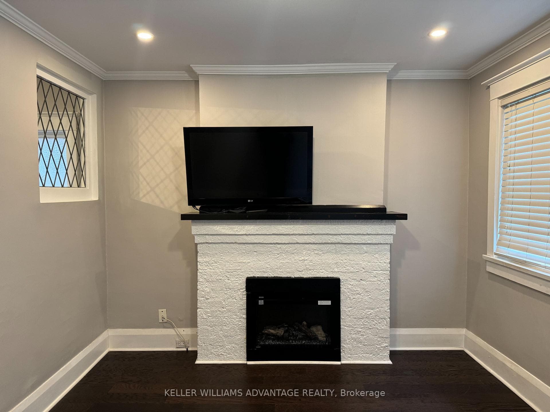 211 Golfview Avenue Unit Main&Up photo 6