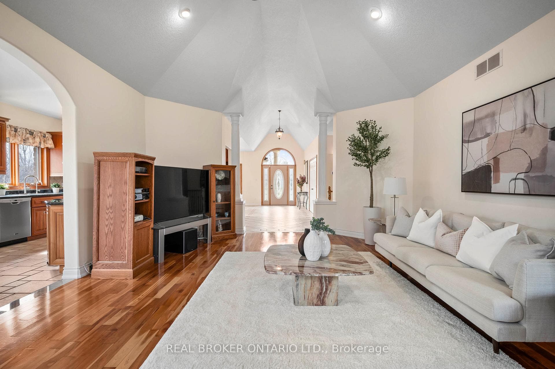 224 Shephard Place photo 18