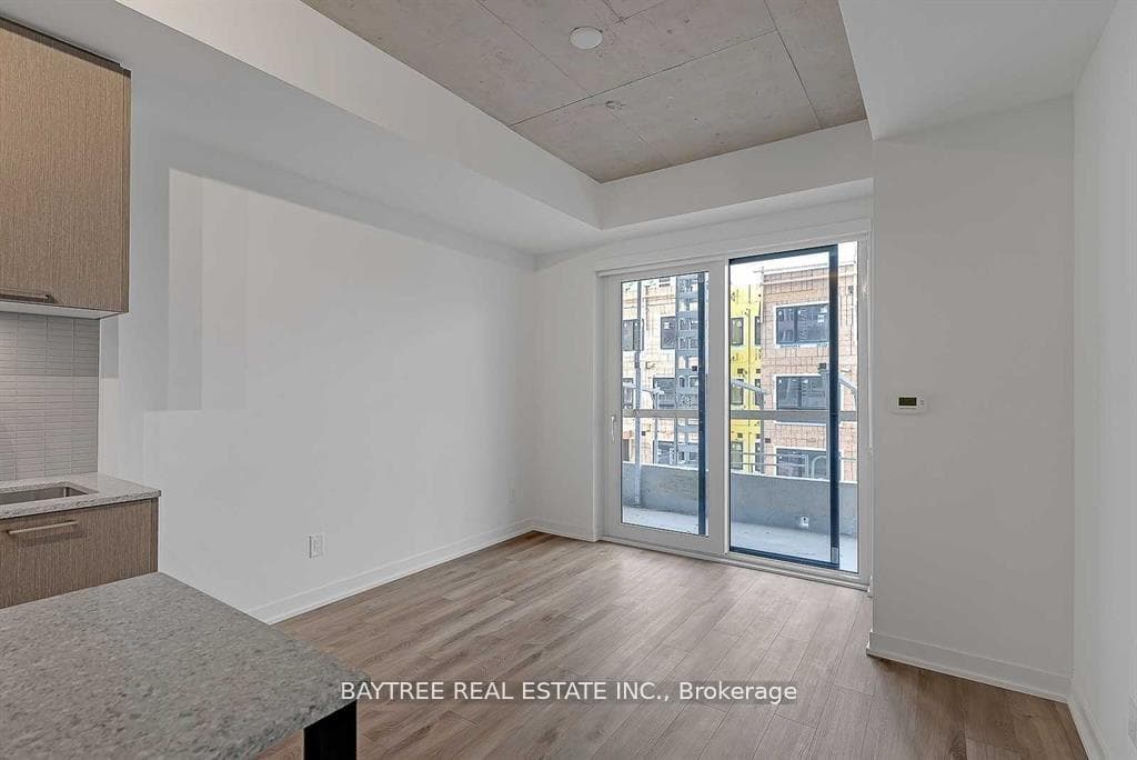 1808 St Clair Avenue Unit 201 photo 21