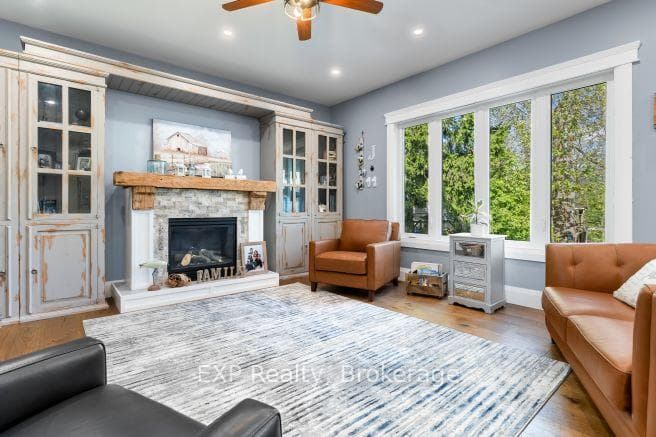 110 Teal Avenue photo 6
