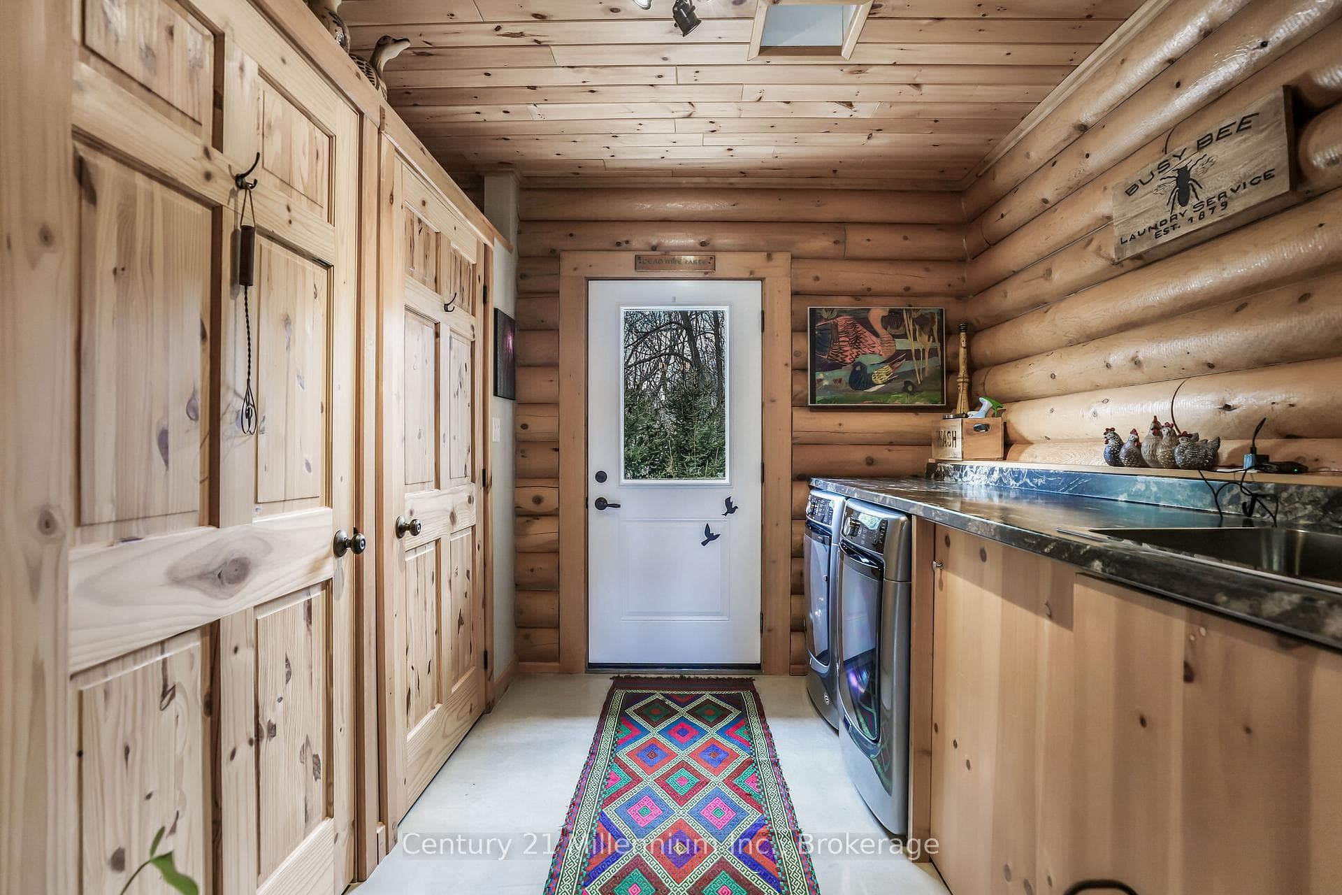 382 Alice Street photo 20