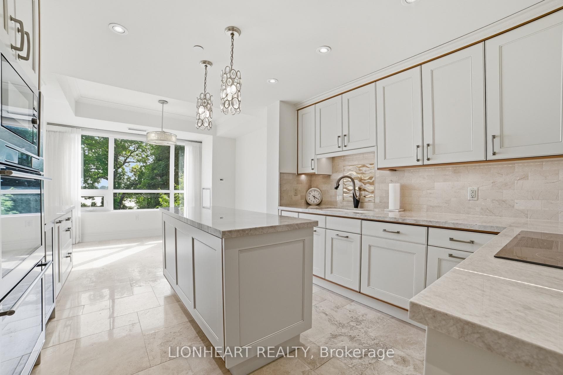 3500 Lakeshore Road Unit 328C photo 20