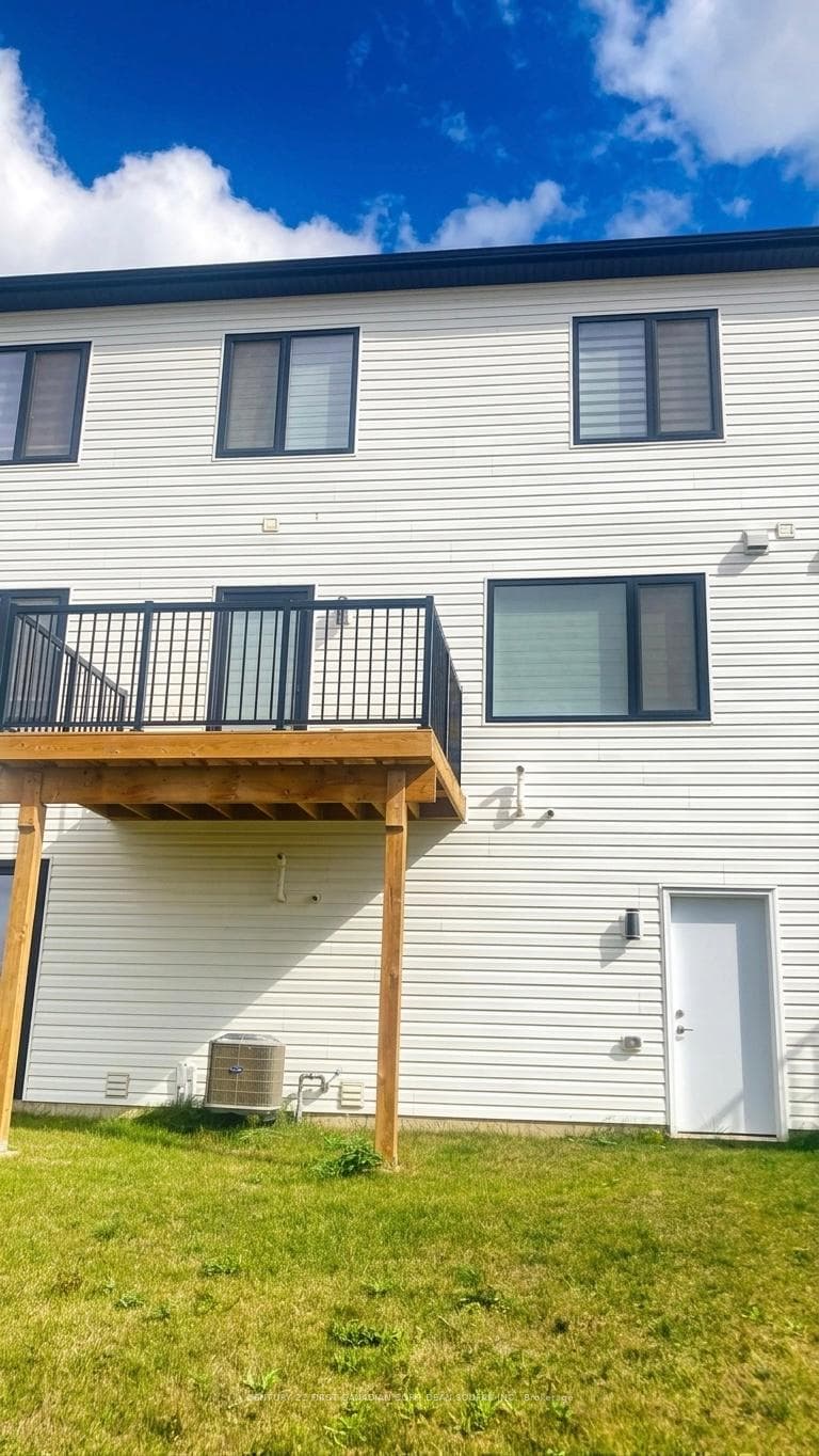 3525 Emily Carr Lane photo 13