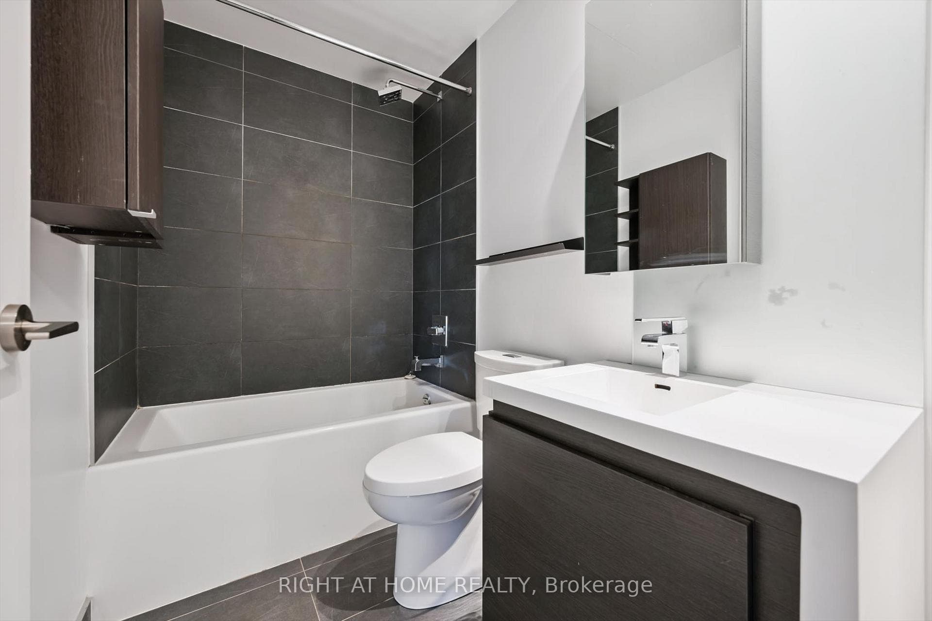 1030 King Street Unit 418 photo 17