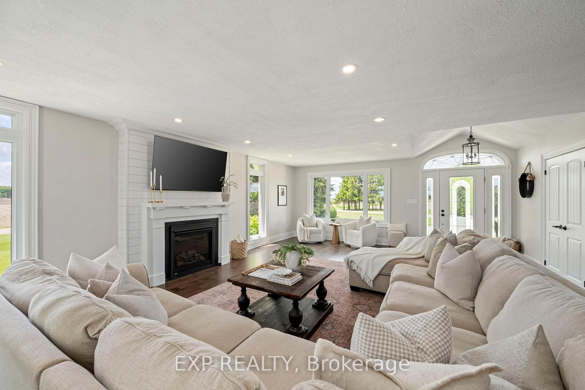 6474 BELLS Road photo 10