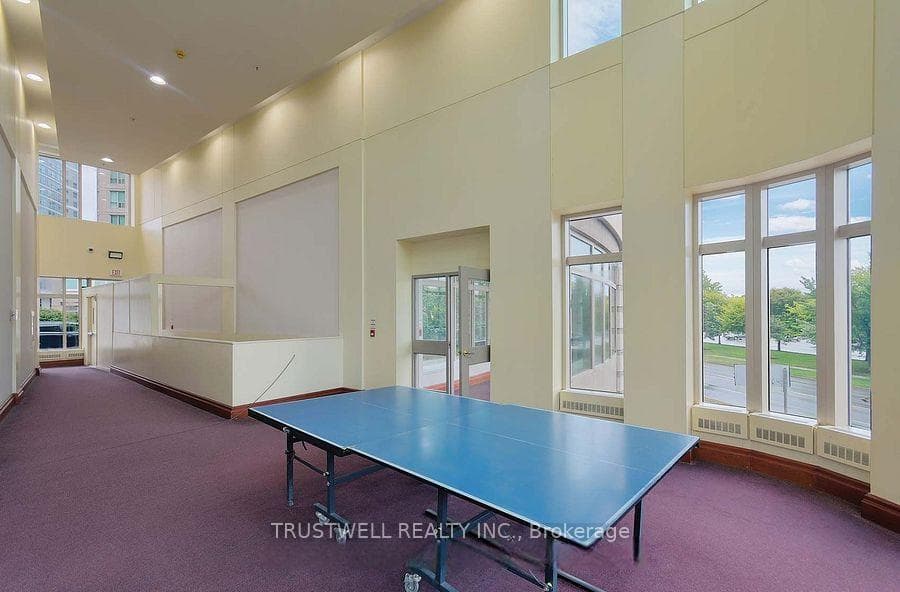 8 Lee Centre Drive Unit 1509 photo 30