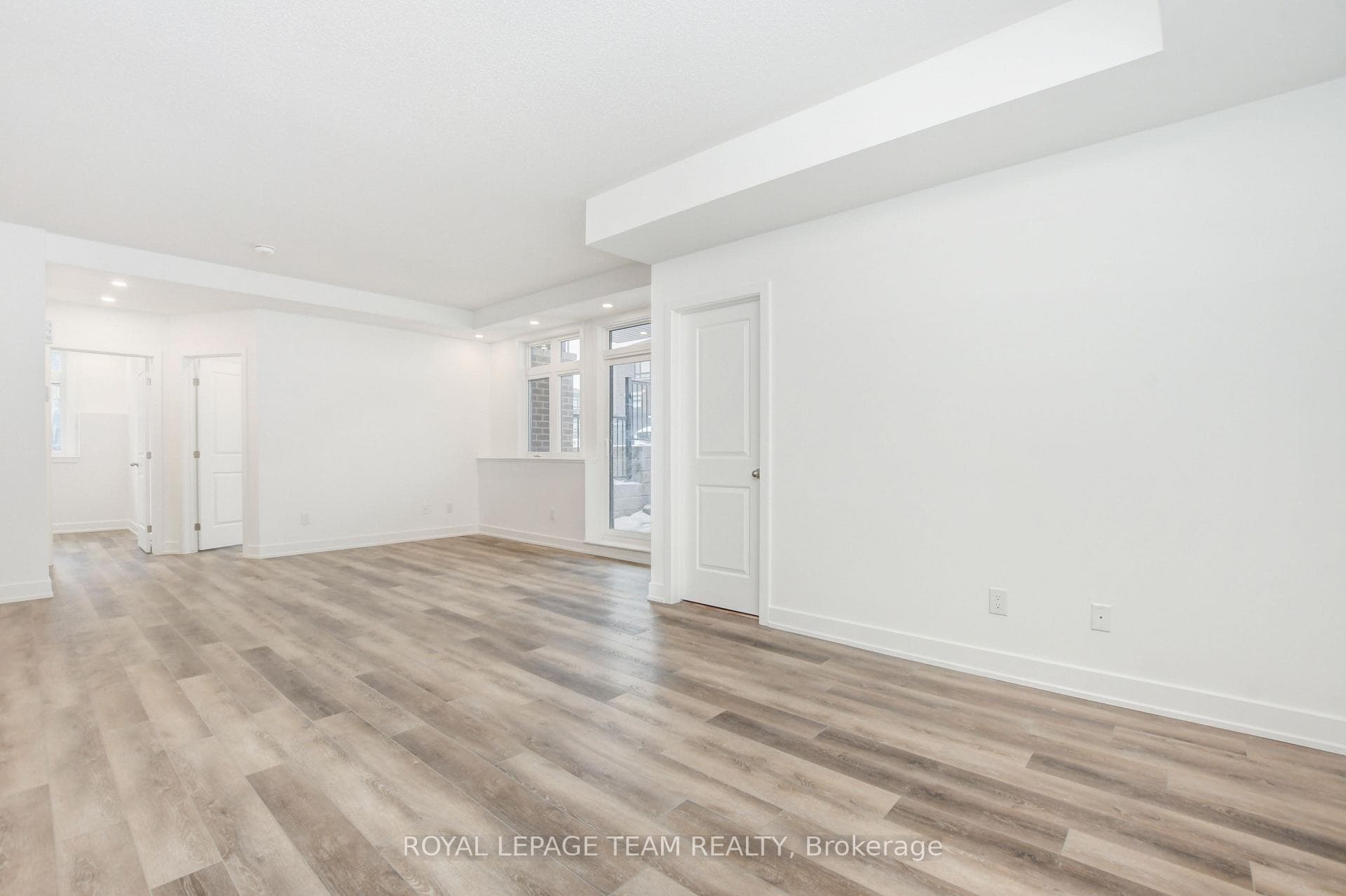 55 OVERBERG Way Unit A photo 16
