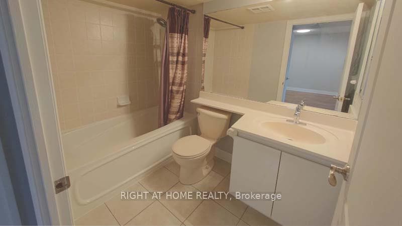 21 Hillcrest Avenue Unit 1207 photo 11