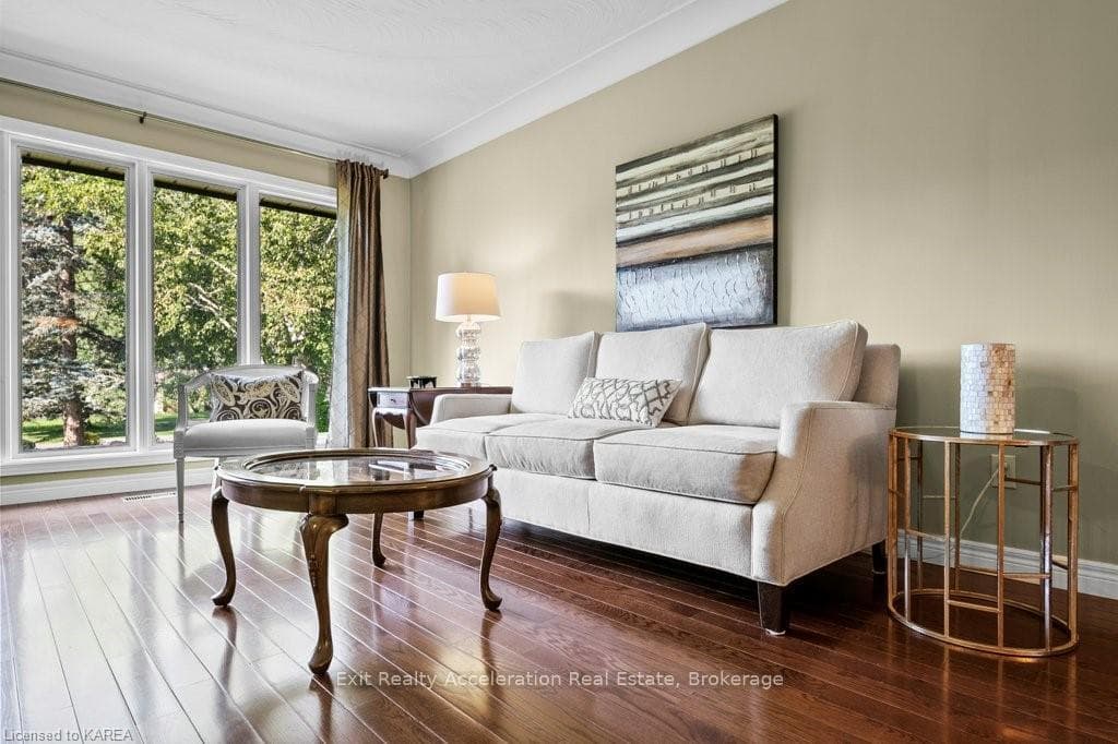 42 EDGEWOOD Drive photo 14