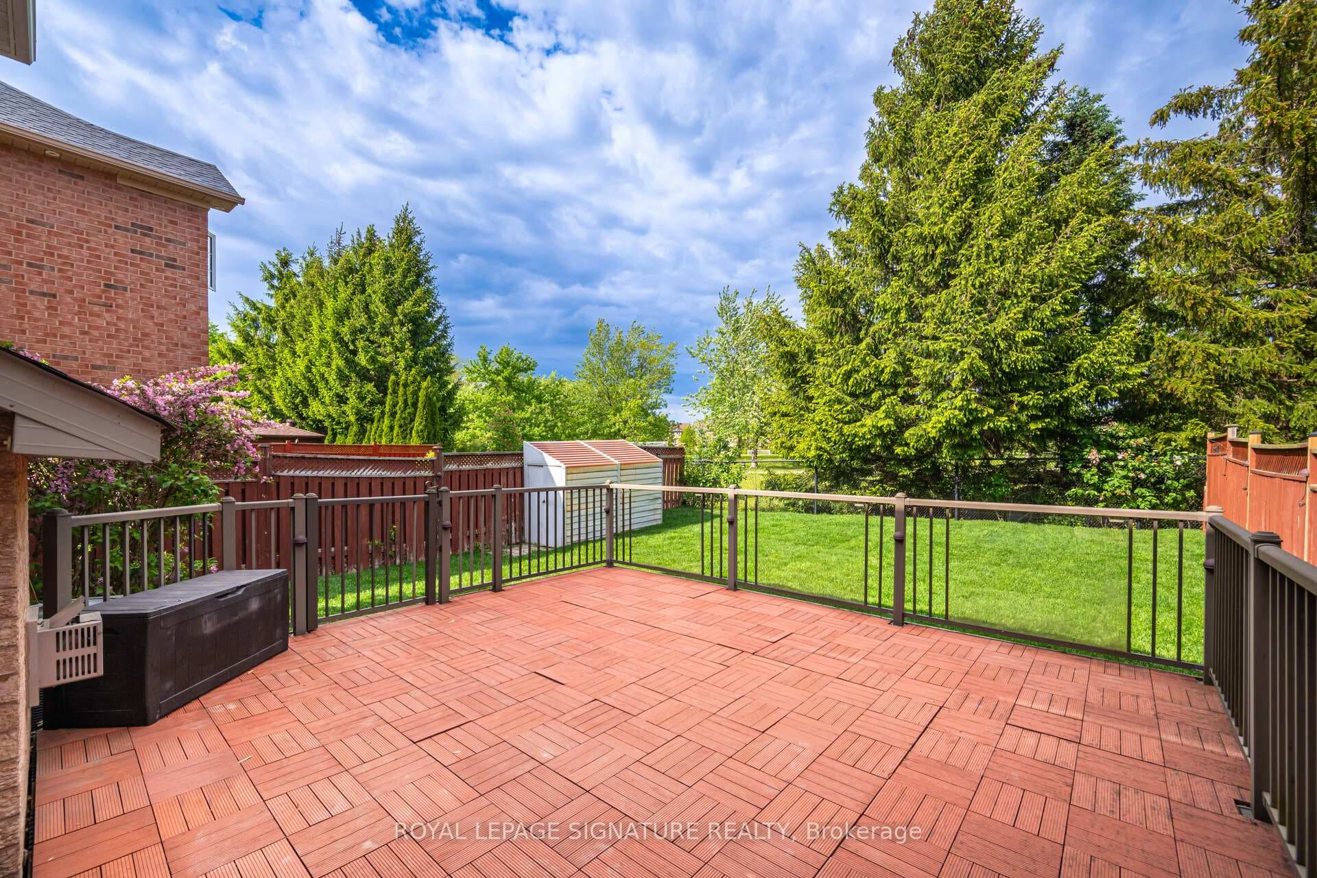 901 Knotty Pine Grove photo 44