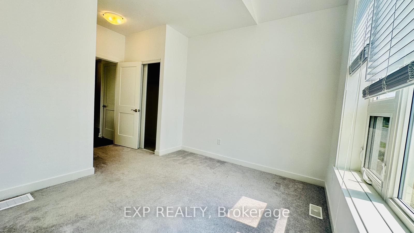 110 FERGUS Avenue Unit 40 photo 6