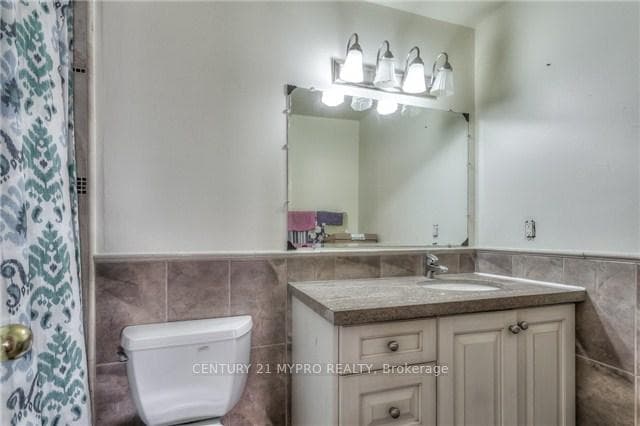 1099 Bridlewood Trail photo 7