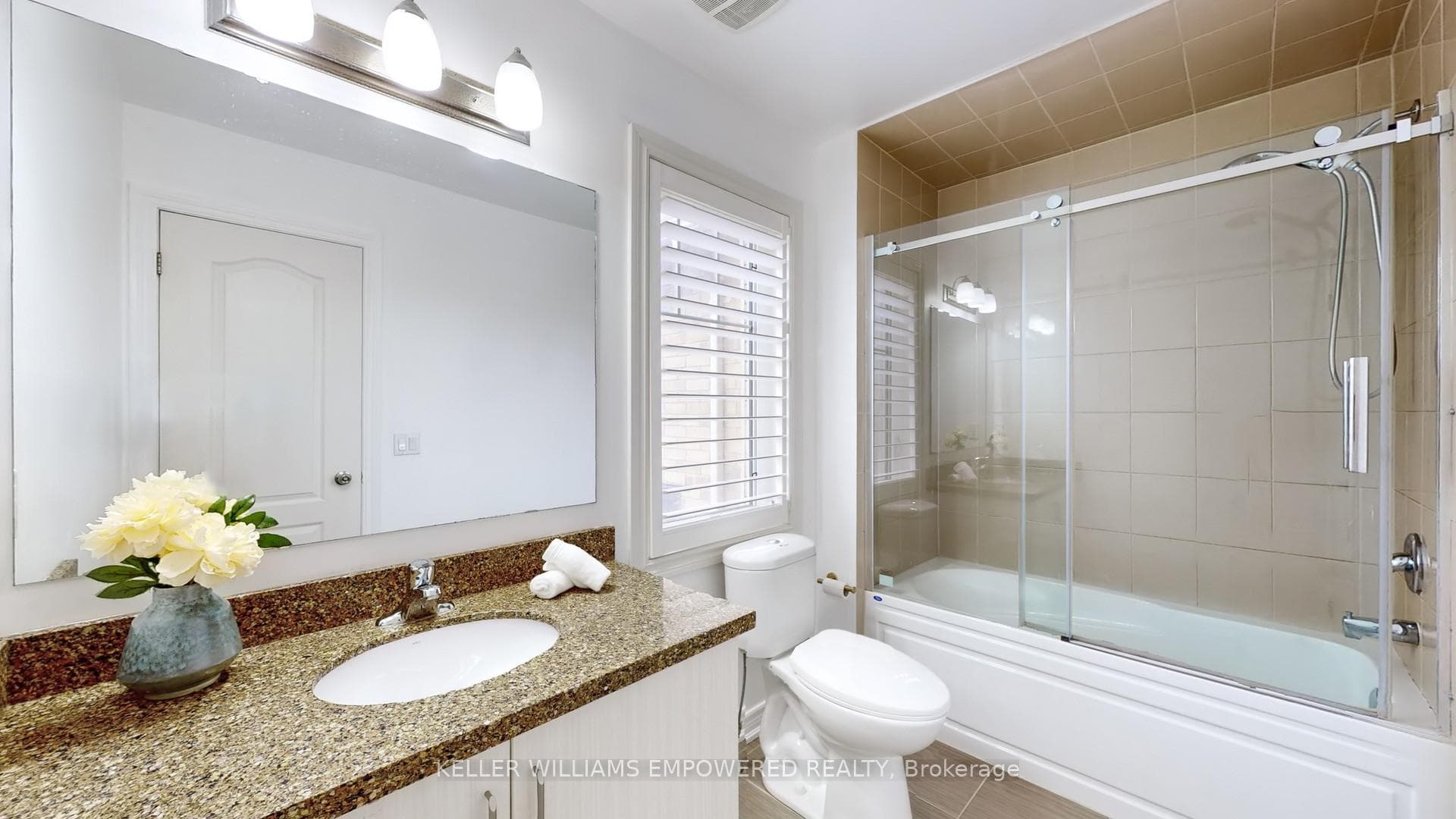100 Blackwell Crescent photo 14