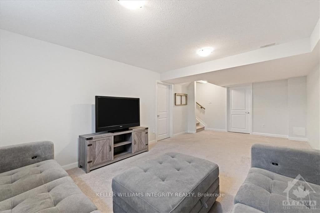 57 GARDENPOST Terrace photo 27
