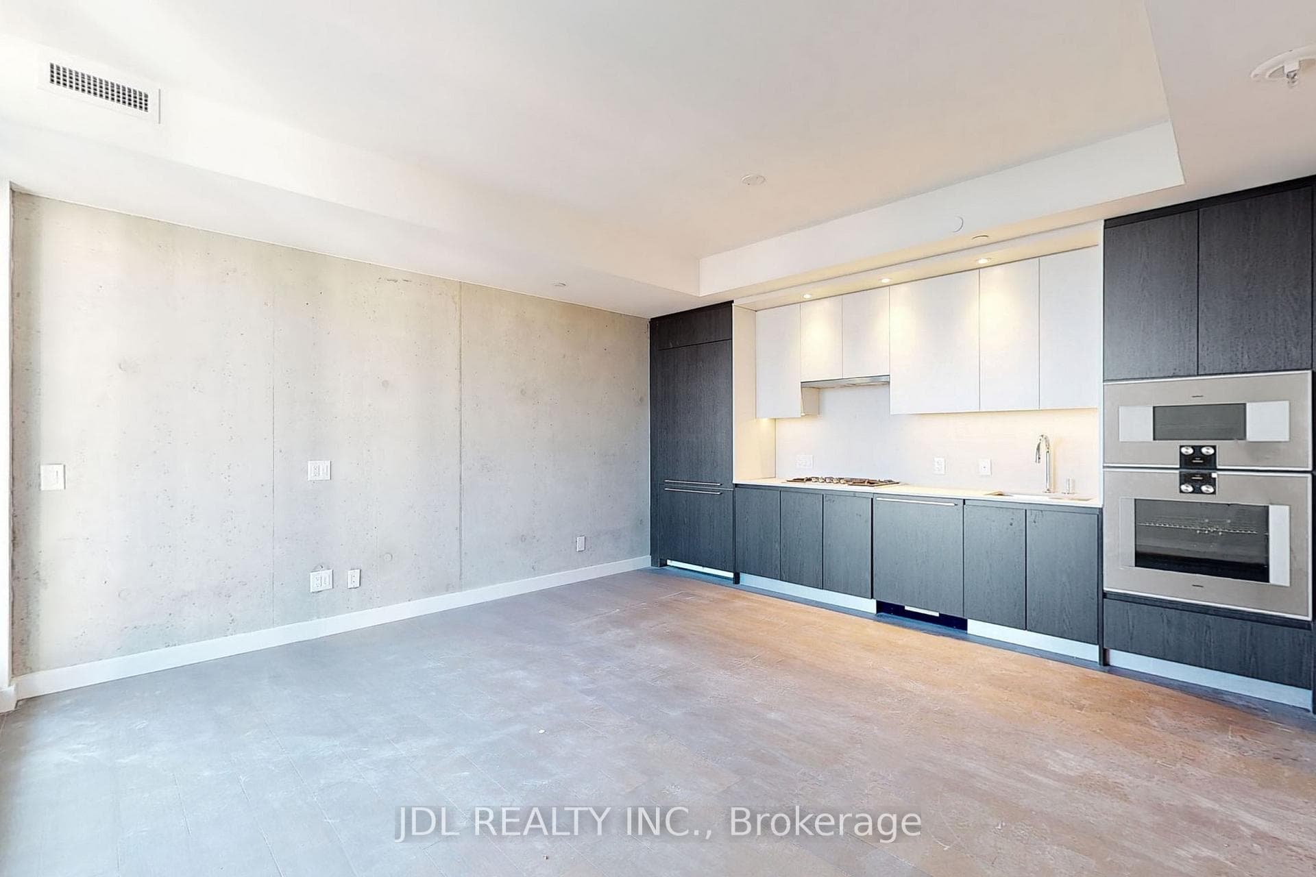 81 wellesley Street Unit 2301 photo 10