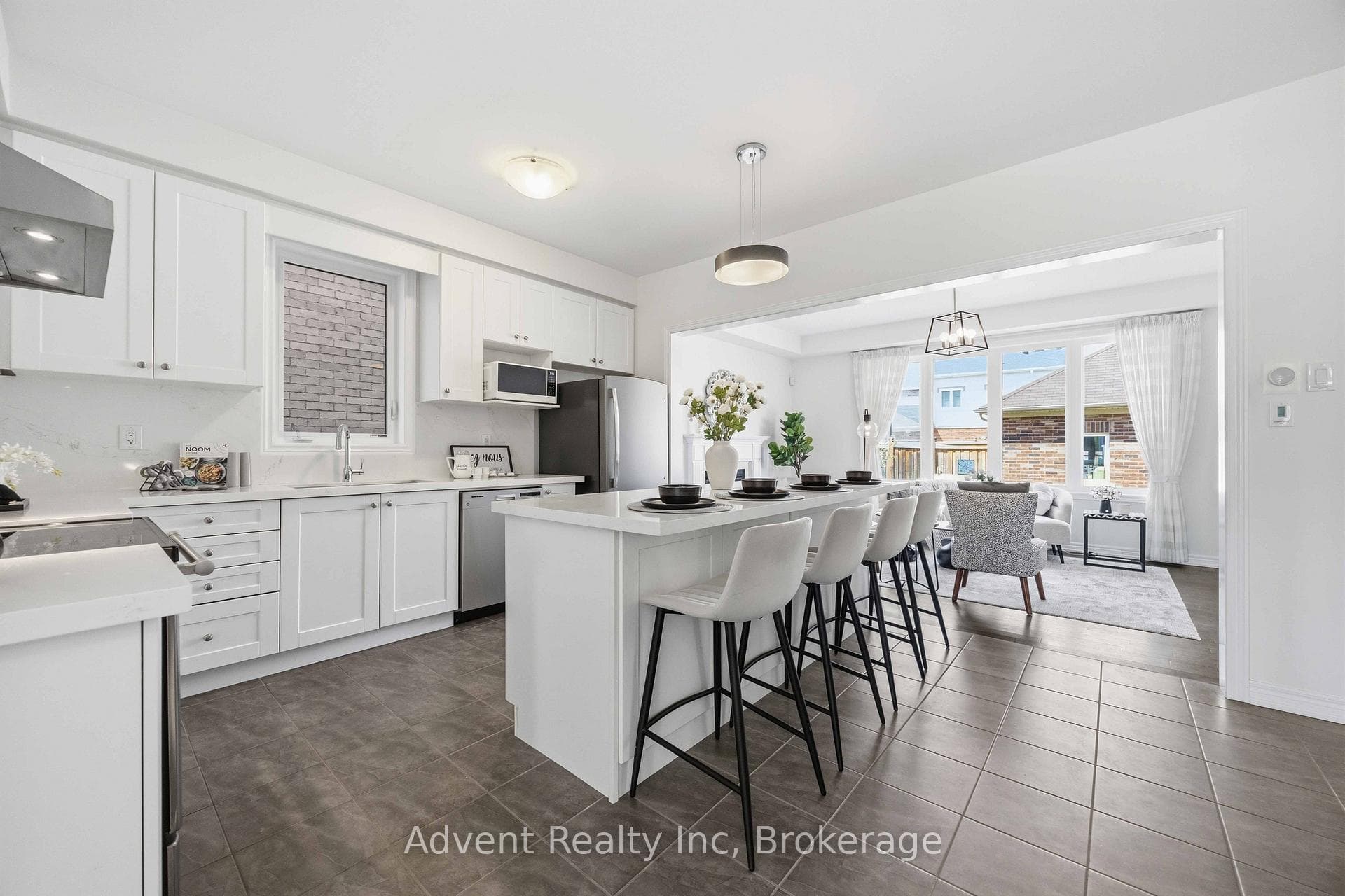 62 Demott Avenue photo 7