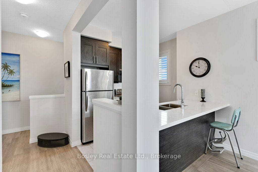7 Bacon Lane photo 16