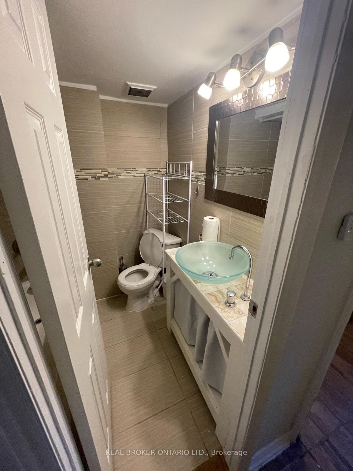 511 Salem Avenue Unit B1 photo 11