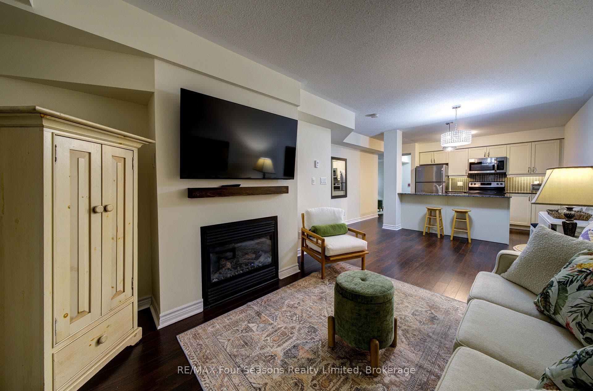 6 Brandy Lane Drive Unit 105 photo 22