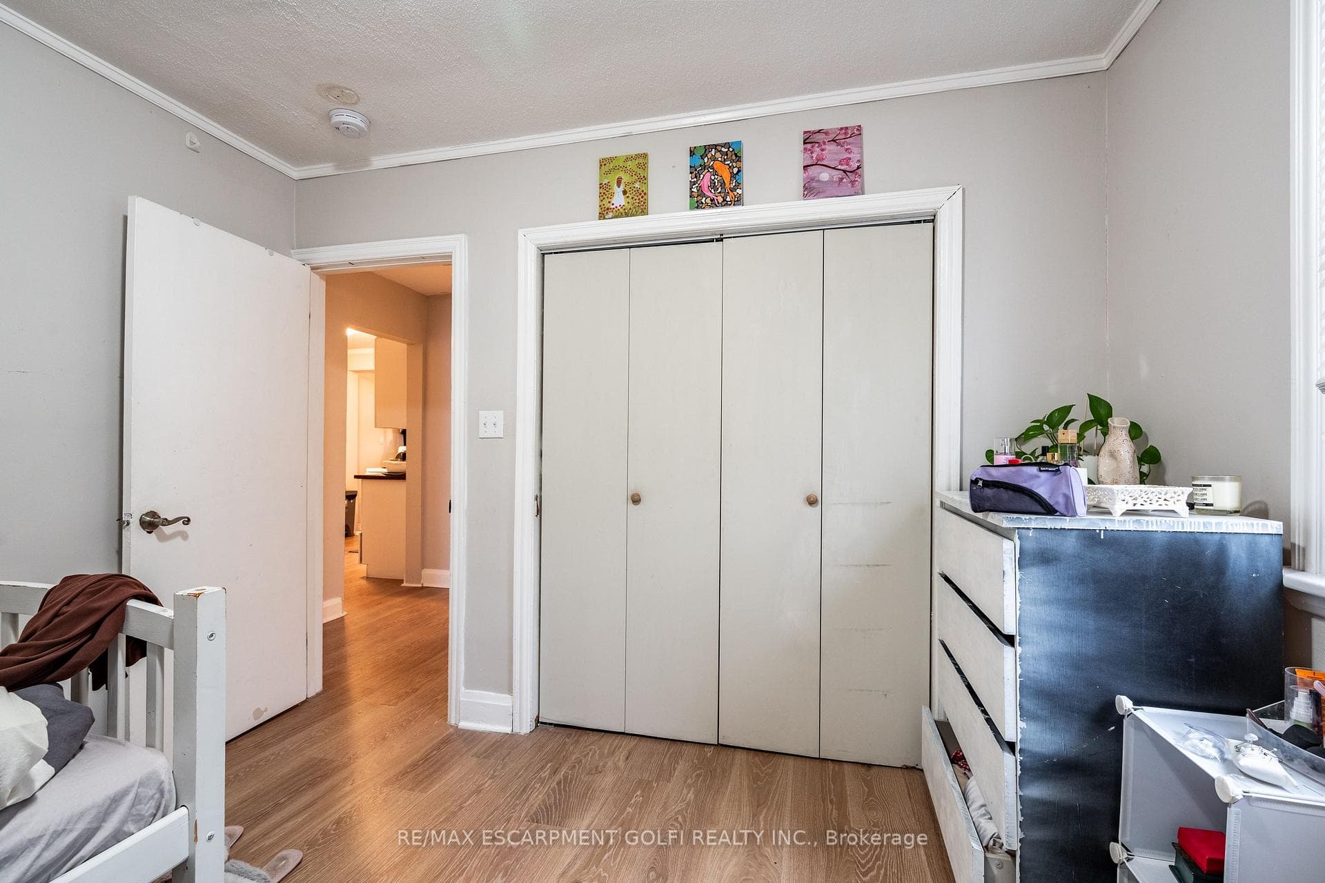 124 WHITNEY Avenue photo 11