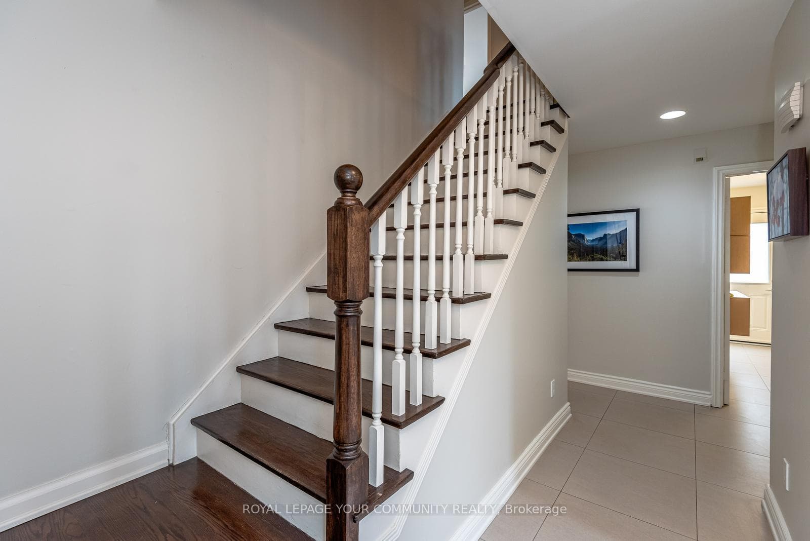 28 Woolsthorpe Crescent photo 7