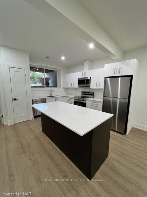 4598 Lee Avenue photo 11