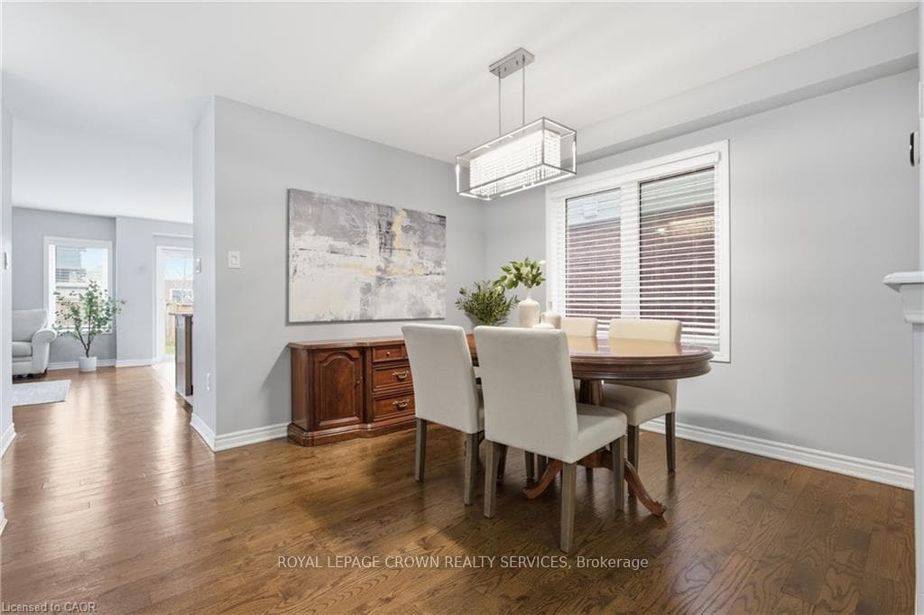 125 Watermill Street photo 6