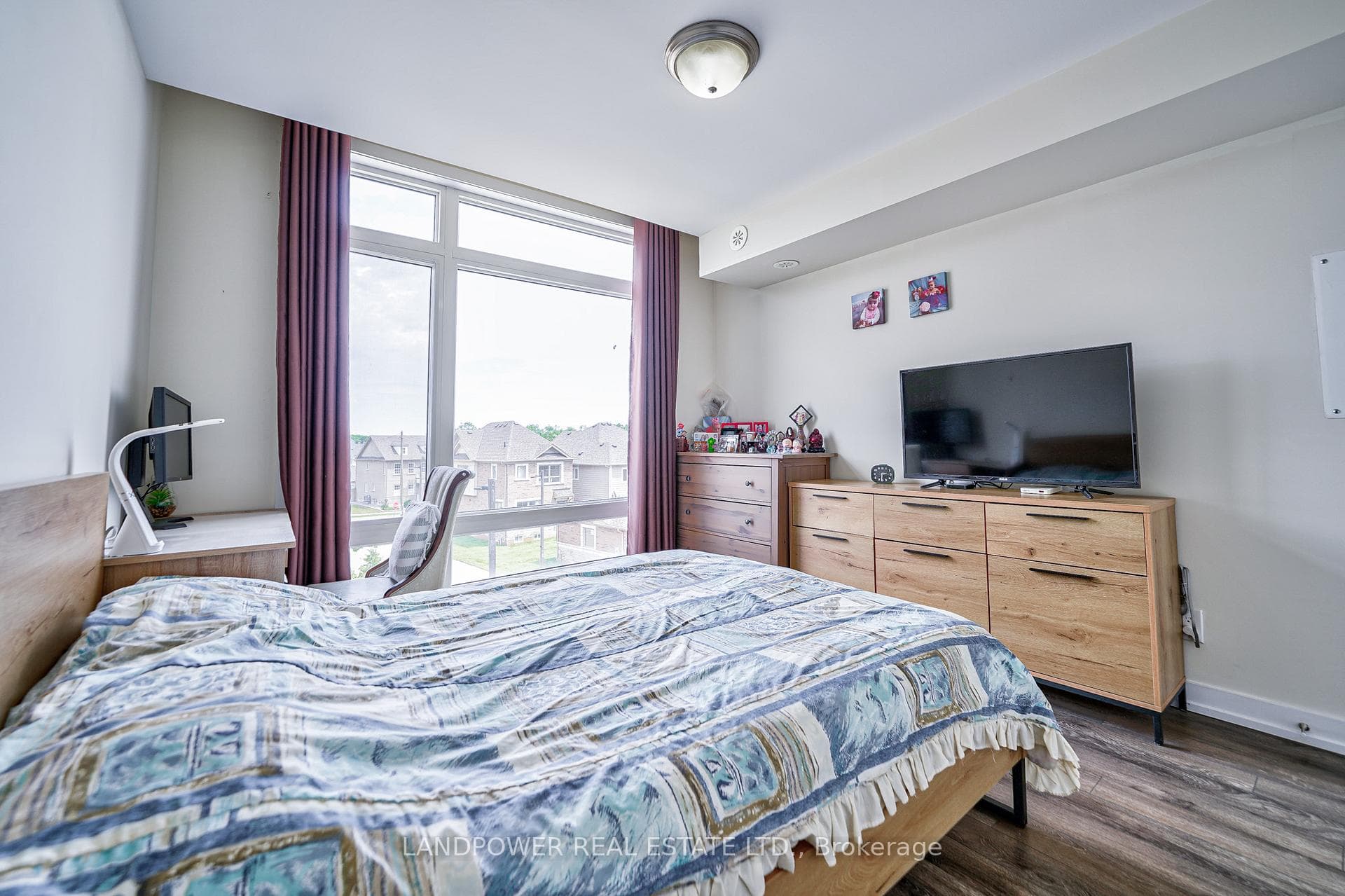 2 Dunsheath Way Unit 104 photo 9