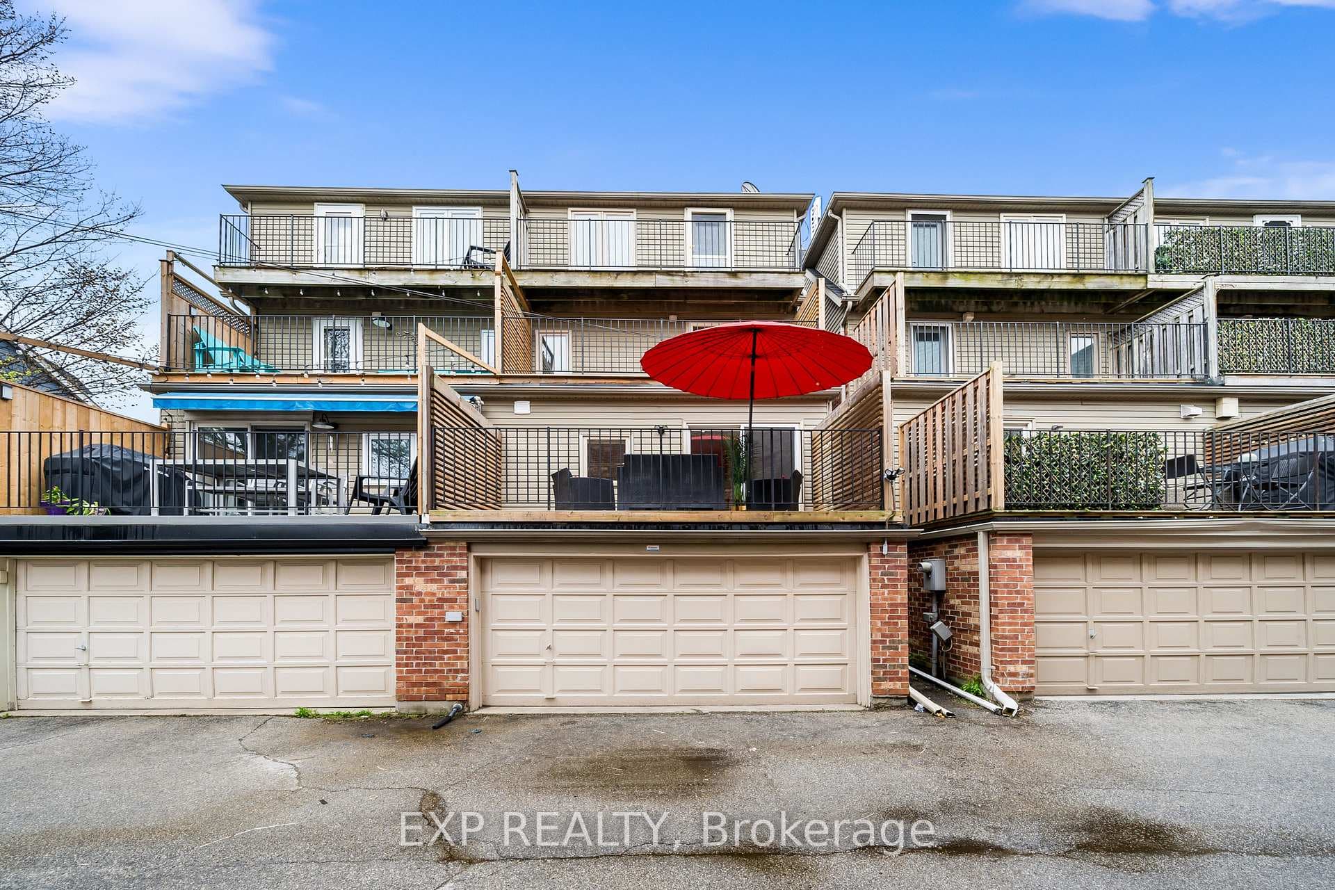 65 Woodbine Avenue photo 27