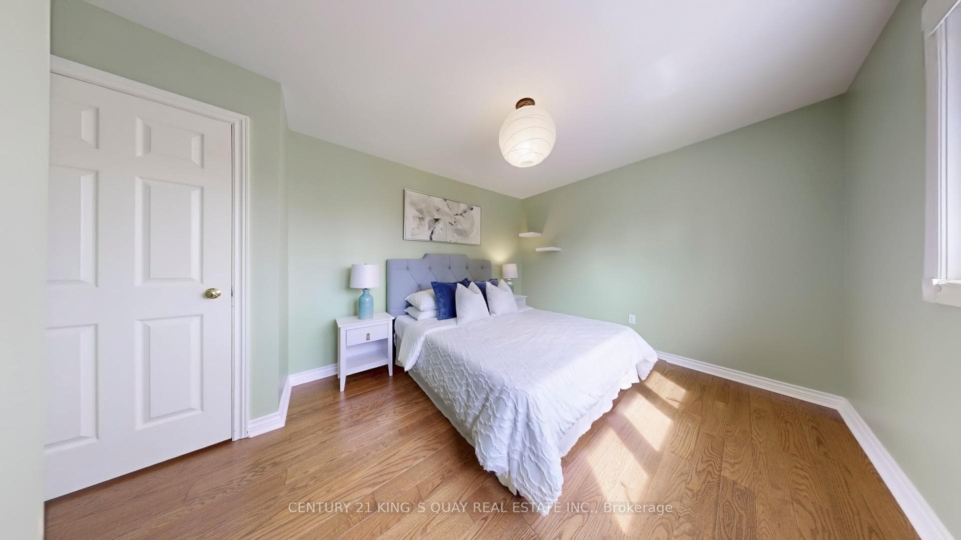 50 Bedford Park Avenue photo 33