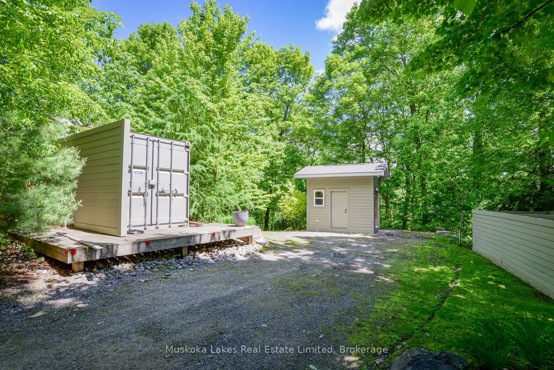 44 Estate Drive photo 37