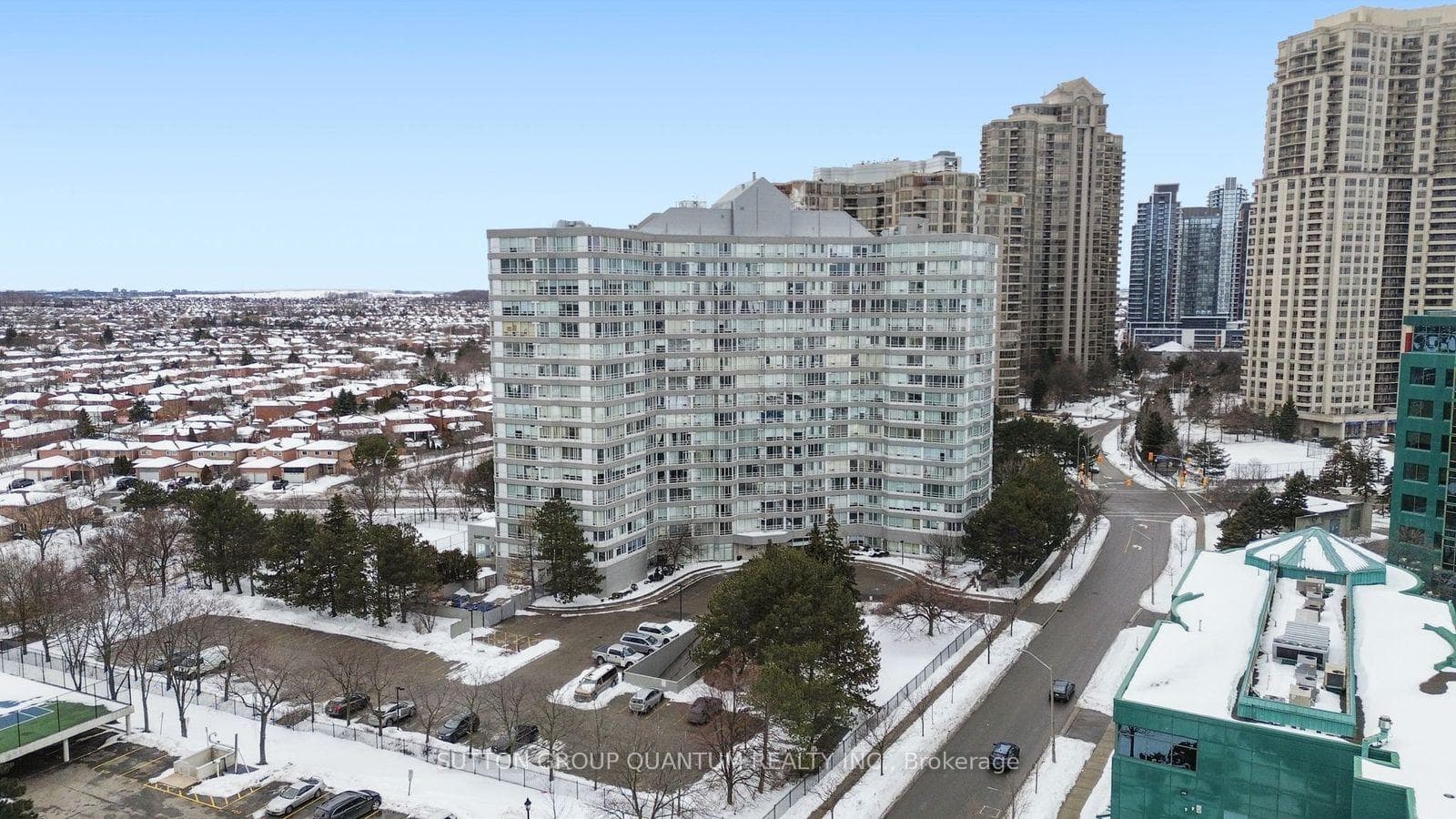 50 Kingsbridge Garden Unit 1602 photo 1