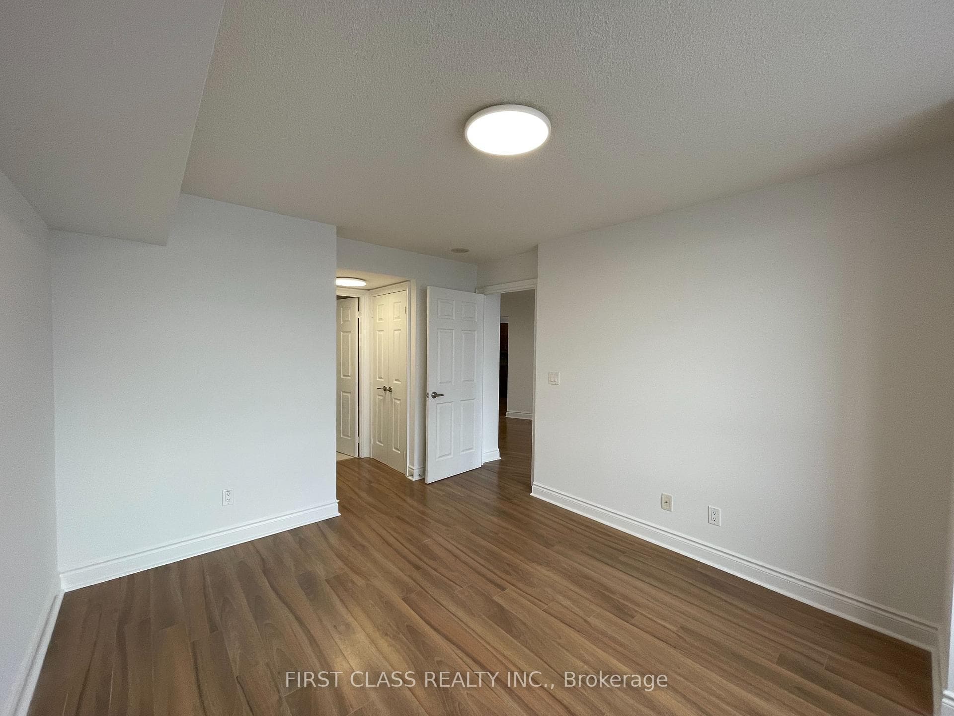 23 Cox Boulevard Unit 663 photo 15