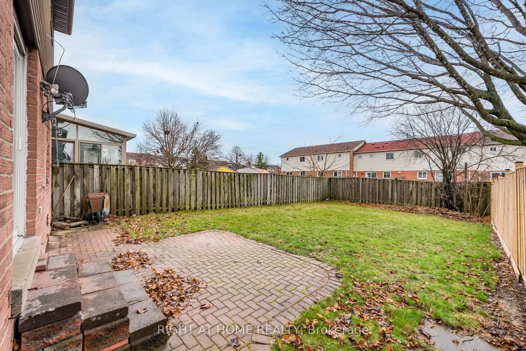 18 Allard Avenue photo 22