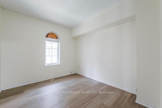 52 Sidney Belsey Crescent Unit 204 photo 23