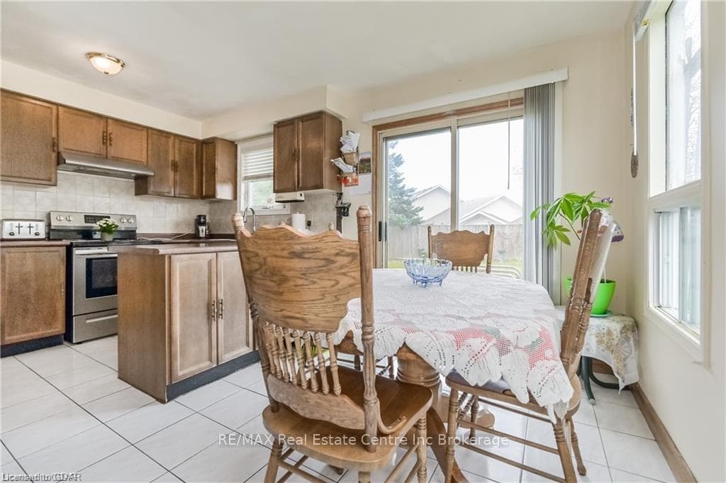 109 PARKSIDE Drive photo 6