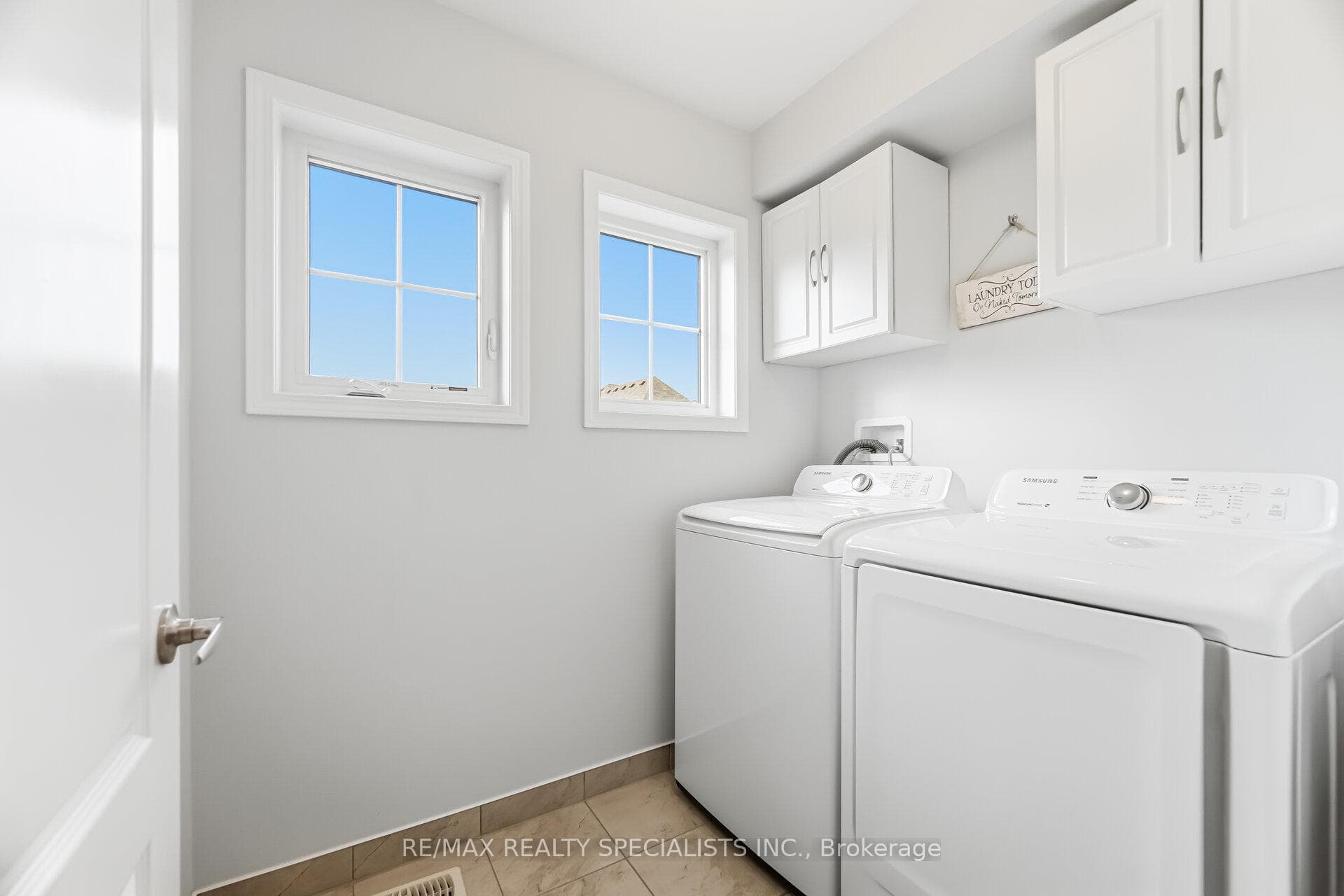 366 Emmett Landing photo 34